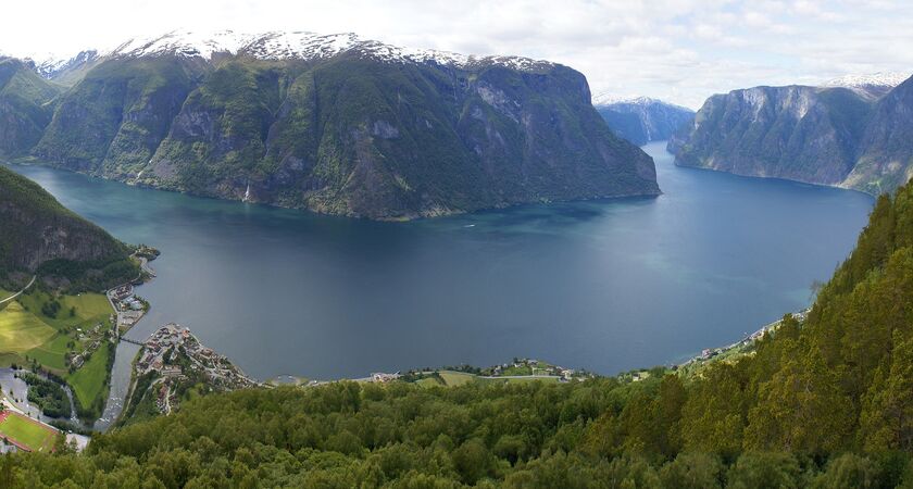 Norveç Fiyortları, İsveç Turu